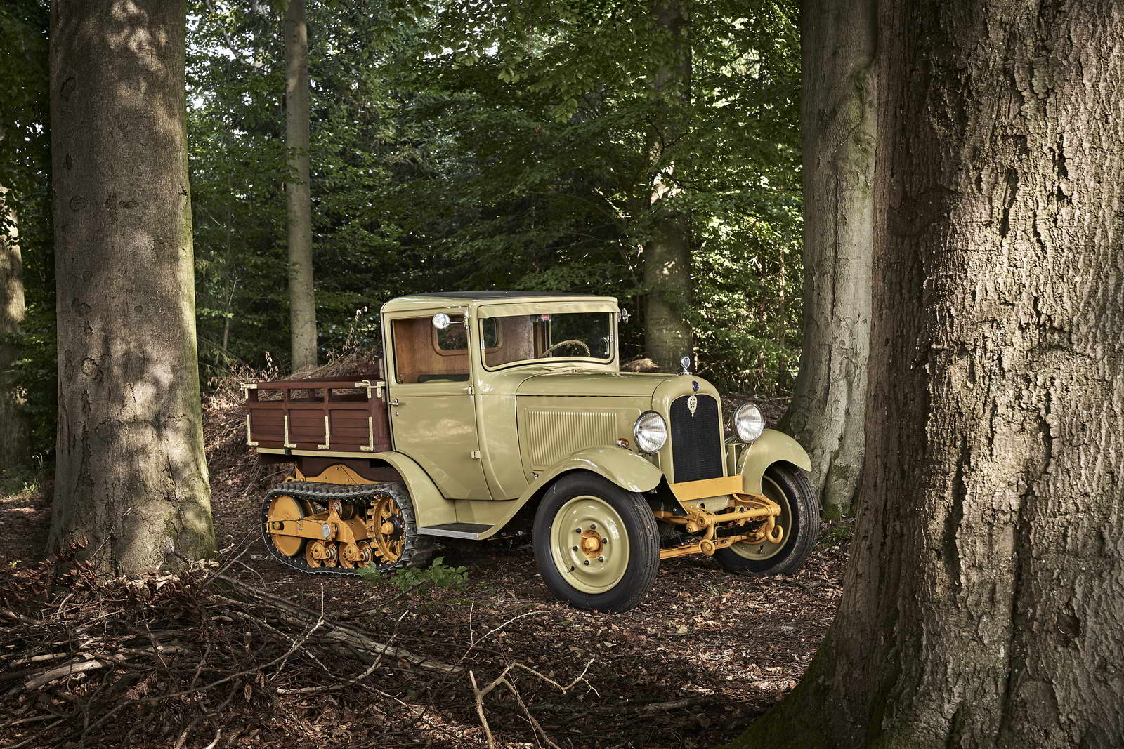 Citroen Kegresse Halbkettenfahrzeug